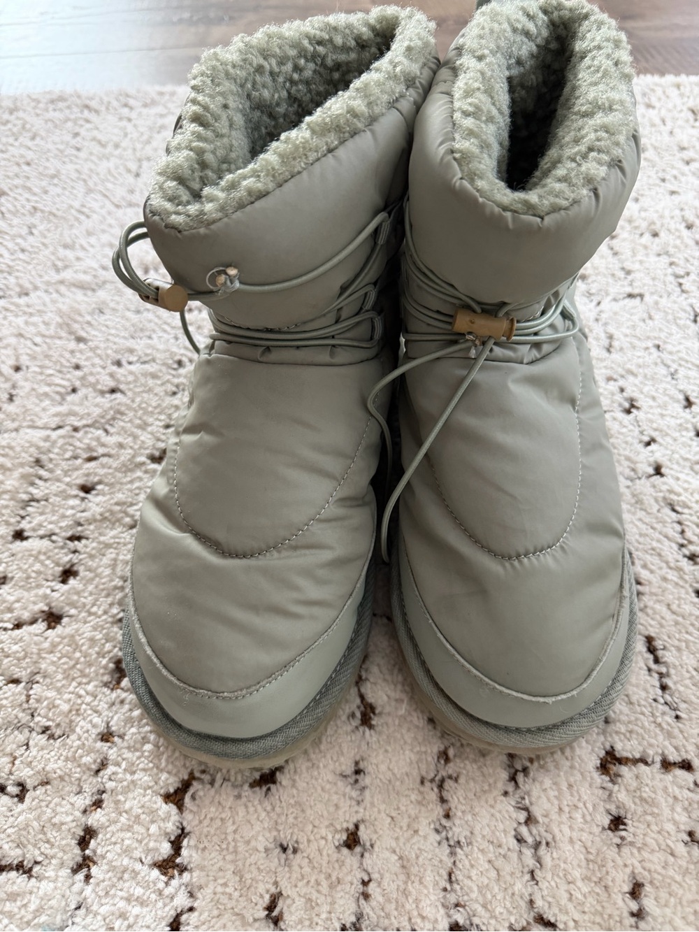 Women’s Puffer Winter Boots in Sage Green - Picture 2 of 4